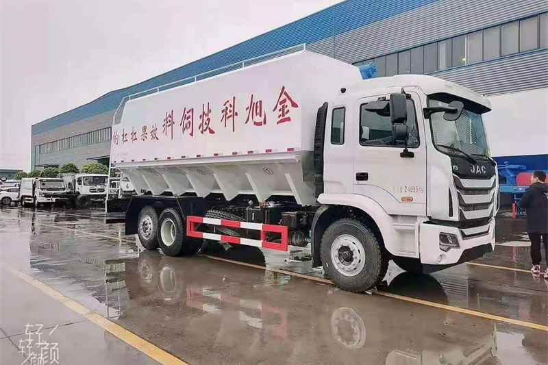 江淮15吨三轴散装饲料车