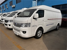 面包蓝牌冷藏车