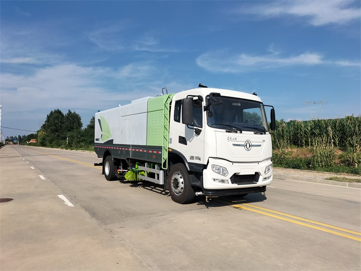 东风天锦18吨纯电动洗扫车