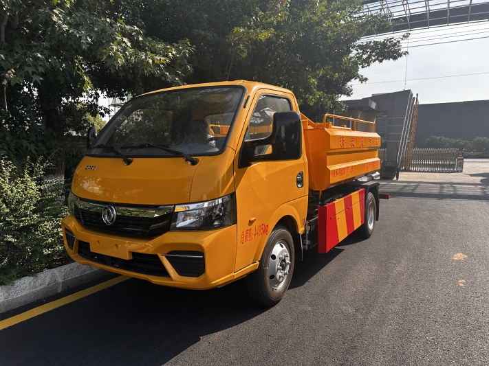 蓝牌东风途逸清洗吸污车