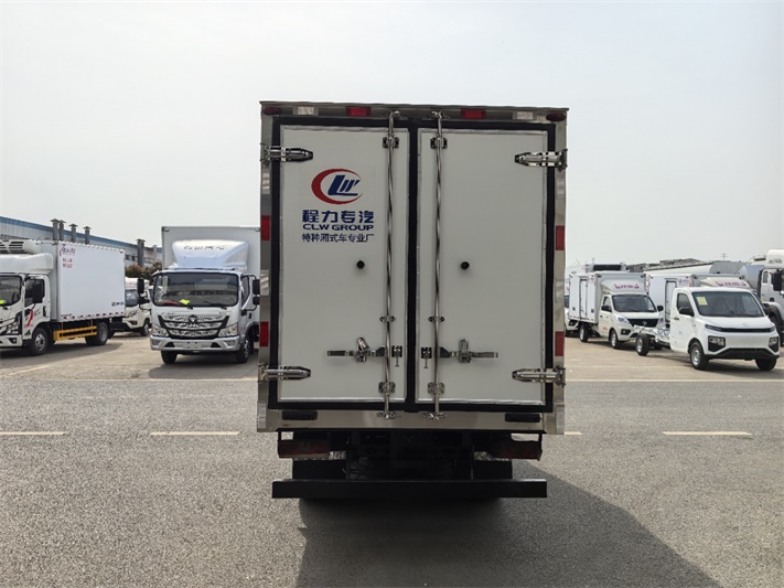 跃进3.5米小型冷藏车